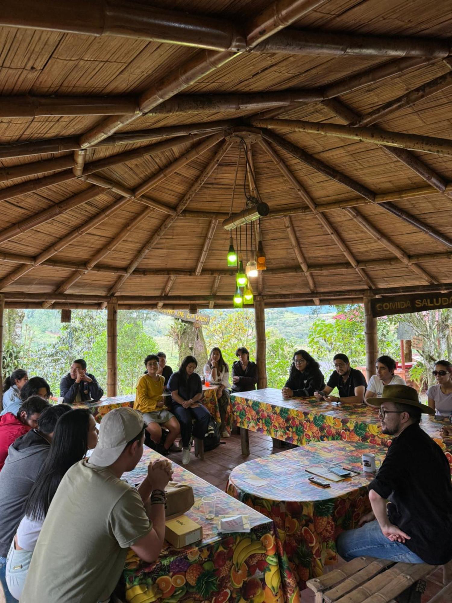 Hostal Sueno Paraiso- Observatorio Astronomico Popayan Kültér fotó